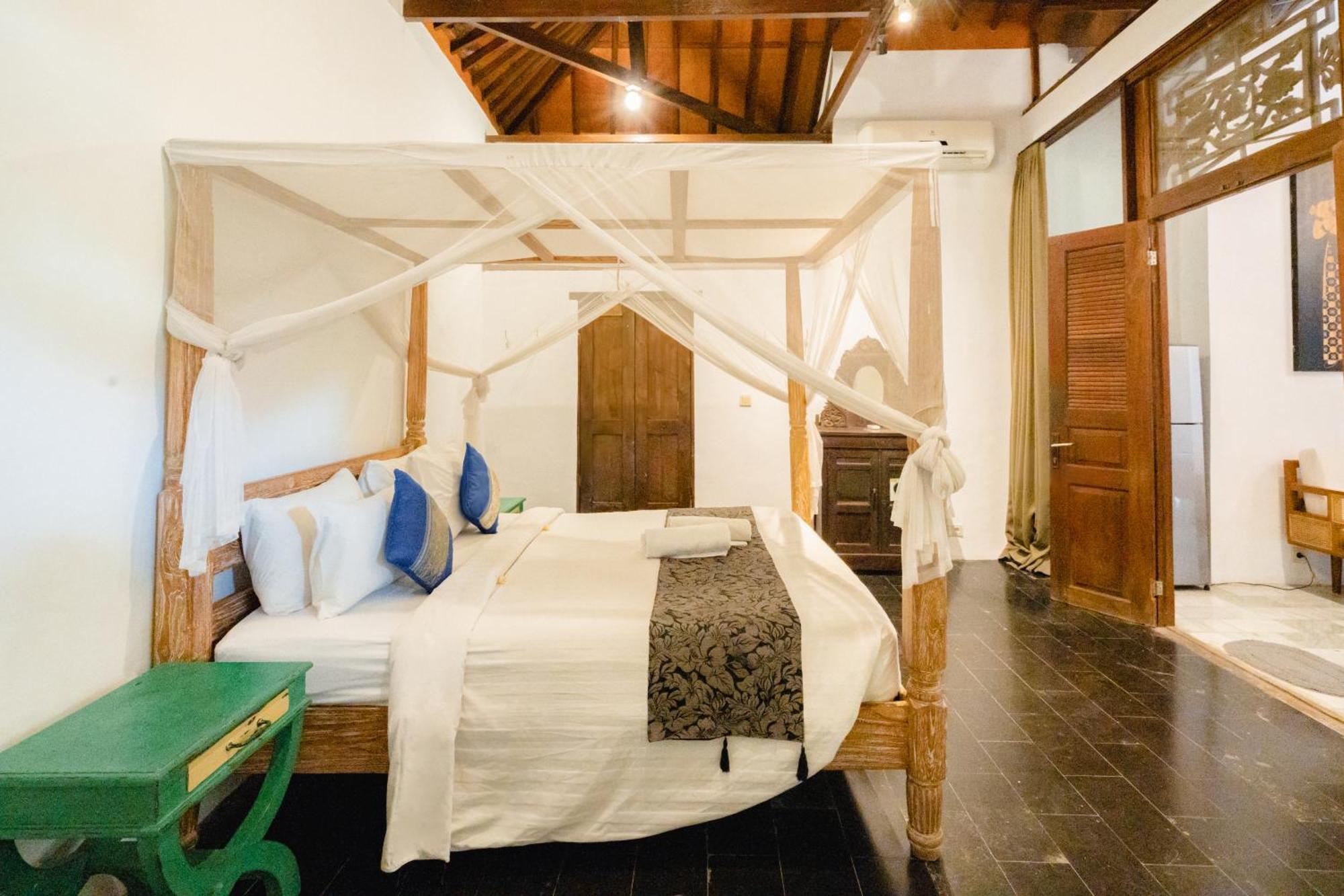 Villa Etnik Seminyak Dış mekan fotoğraf