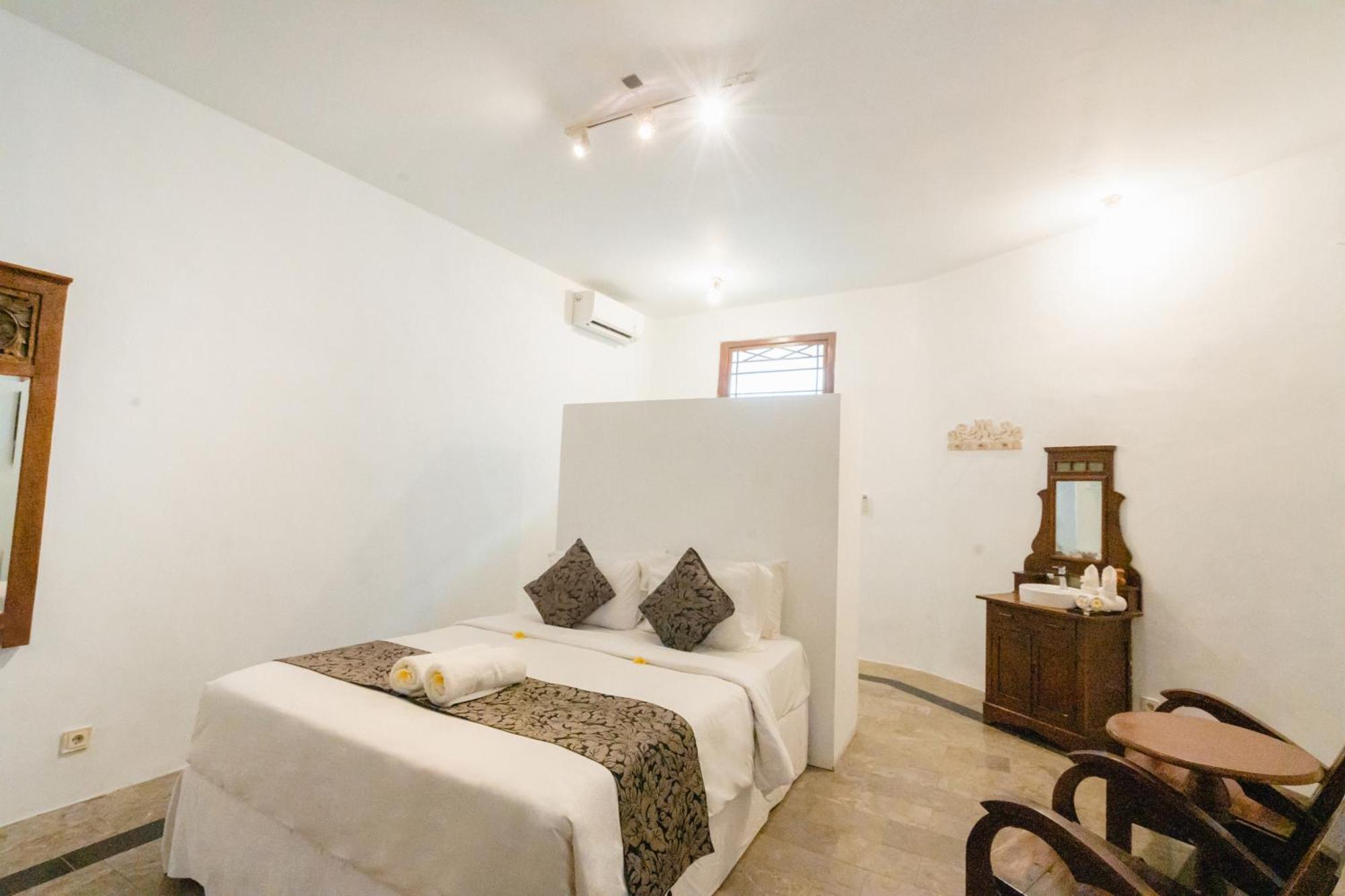 Villa Etnik Seminyak Dış mekan fotoğraf