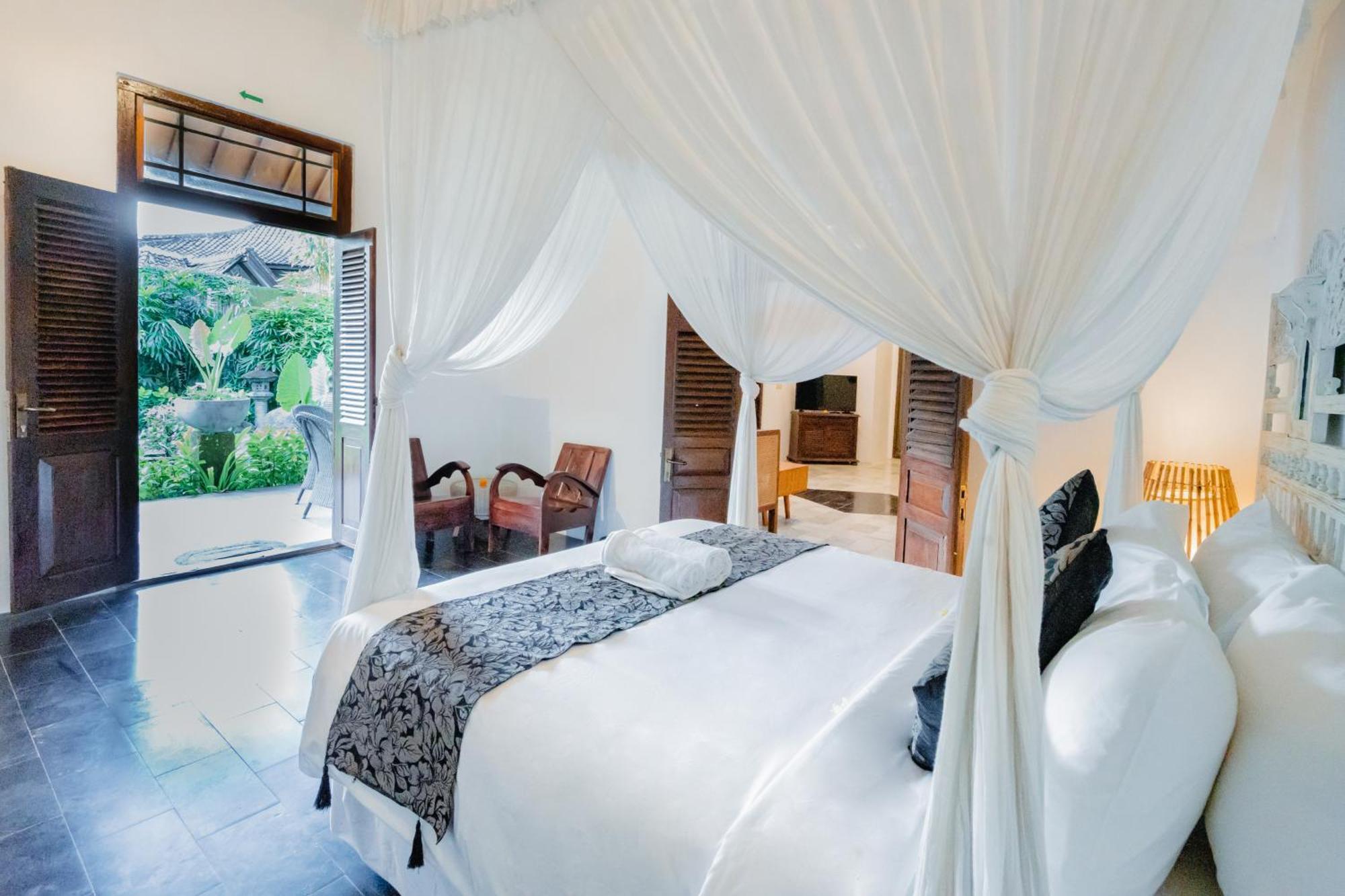Villa Etnik Seminyak Dış mekan fotoğraf